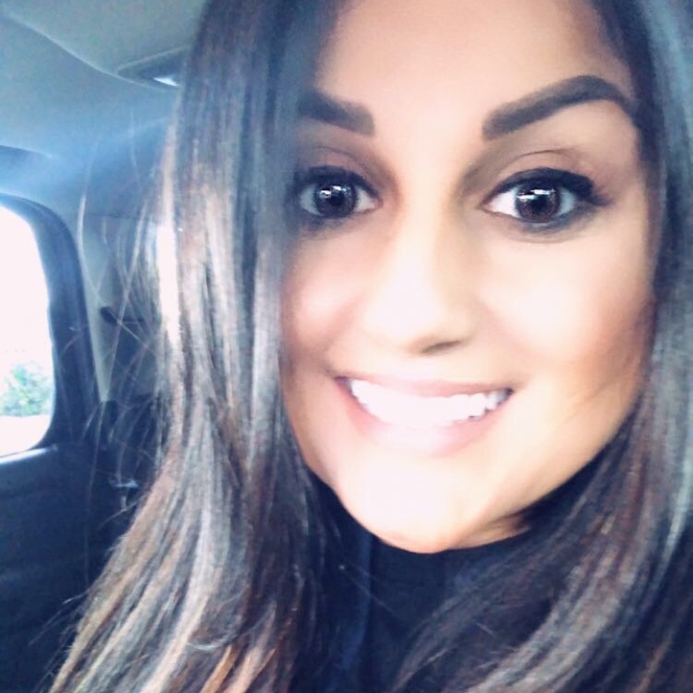 Meet your Posher, Alessandra